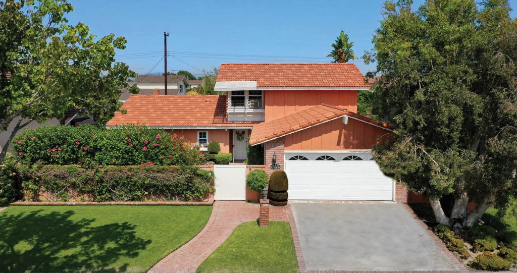 Diane F | 16360 Sandalwood St, Fountain Valley class=