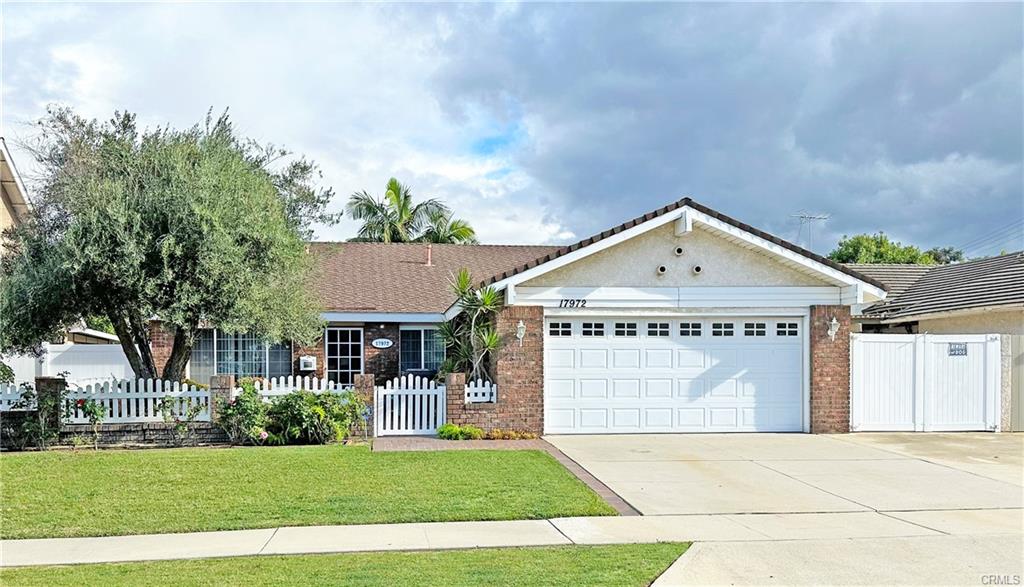 Huynh | 17972 Los Vasos Street, Fountain Valley class=