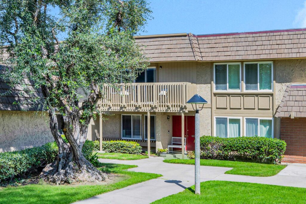 Jane | 10174 Durango River Court, Fountain Valley class=