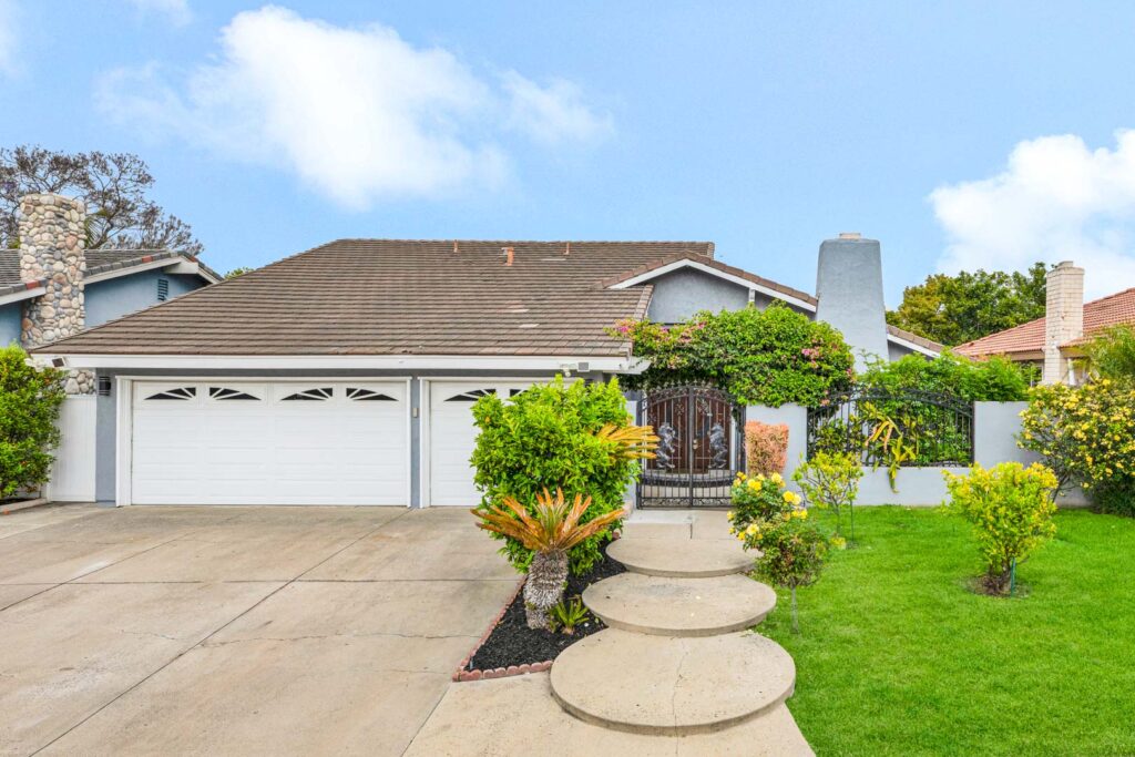 Eric | 17830 Winterberry Street, Fountain Valley class=